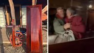 Muškarac (49) u Pećincima ustao iz kovčega na svojoj sahrani: Čekao da vidi ko ga oplakuje, šok...(VIDEO)