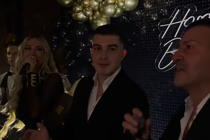 Vesna i Đole Đogani, sin Adriano Đogani
