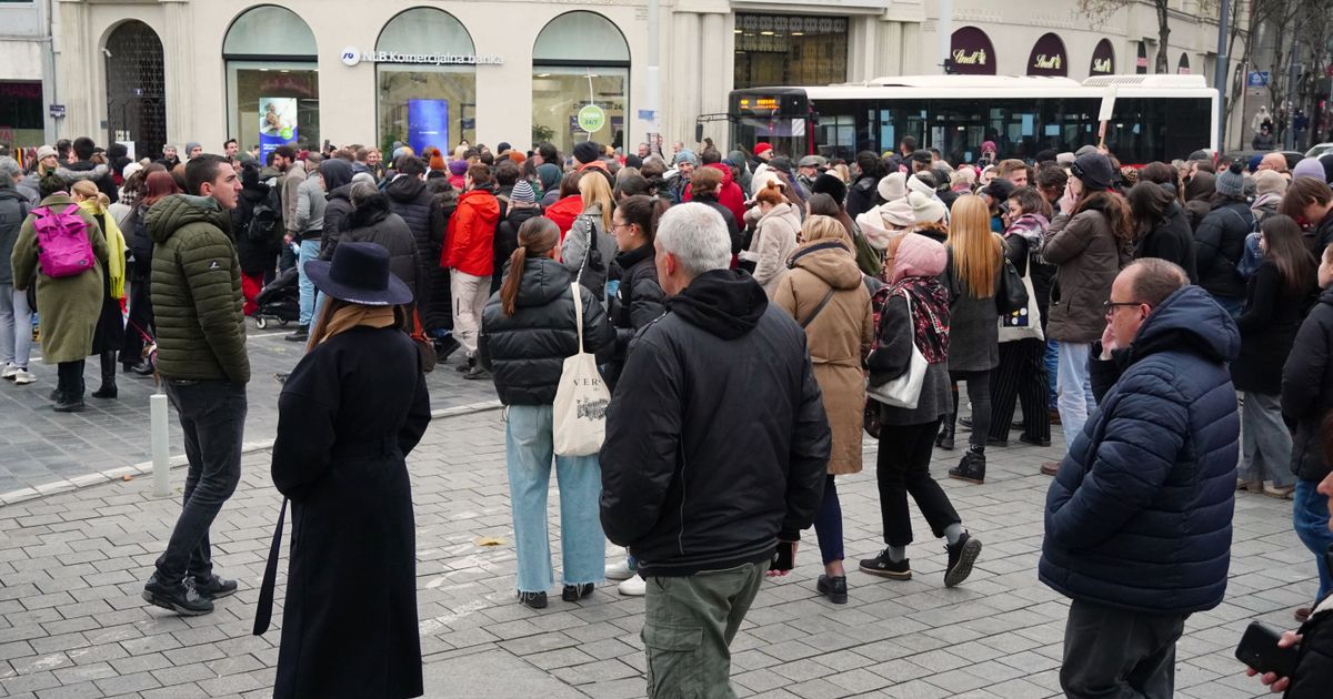 Studenti marširaju ka Beogradu: Akcija u glavnom gradu - "Sindikati, ili ste uz nas, ili ste bez nas"