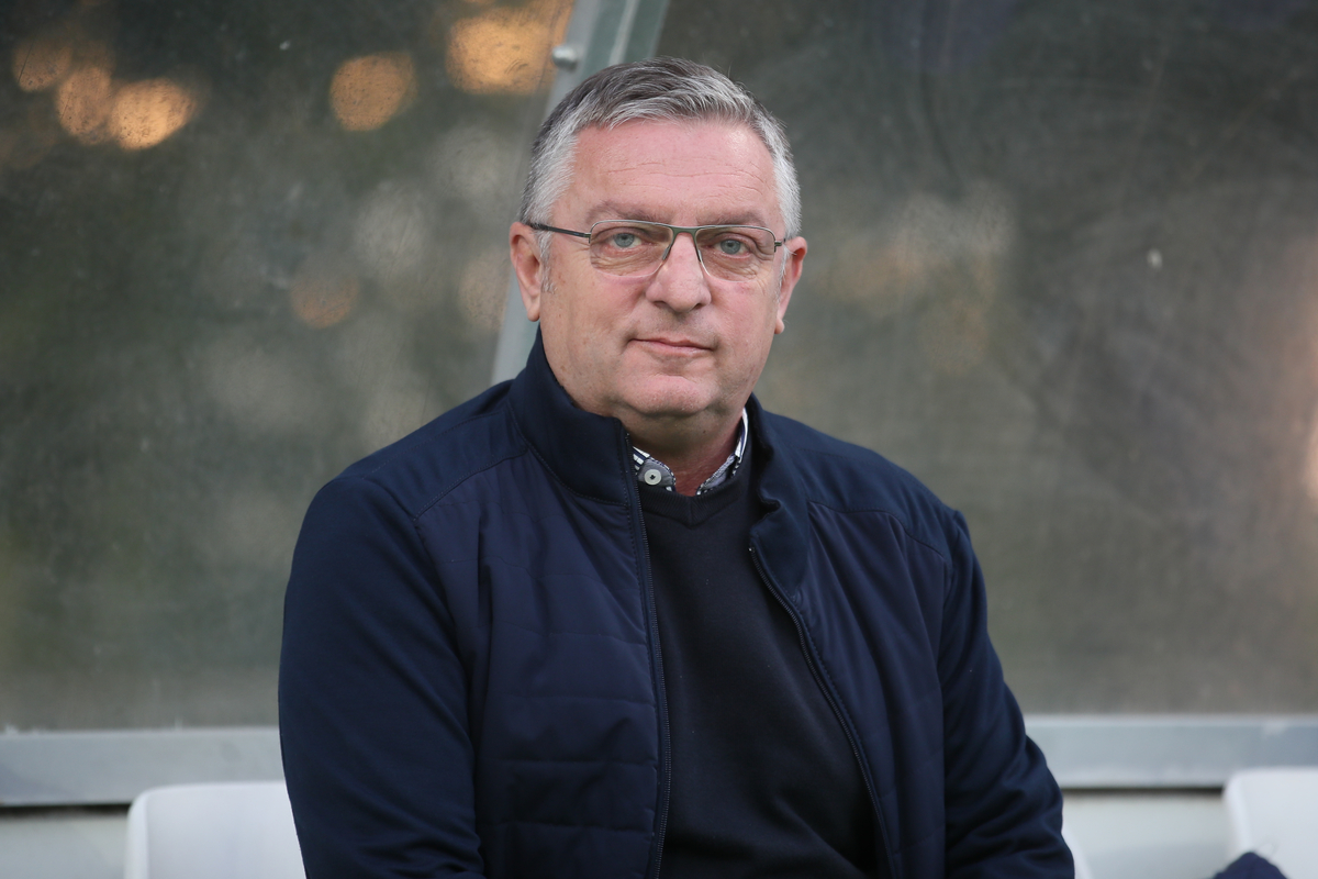 Sivić ljut na sudije posle poraza od Radničkog: "Gospodina sa pištaljkom zaista ne mogu da komentarišem"