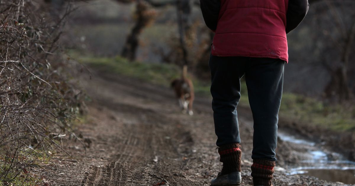 Nada iz Martinaca ima snažnu poruku za život na selu, njene reči pogađaju u srce: "Žamor se pretvorio u šapat"