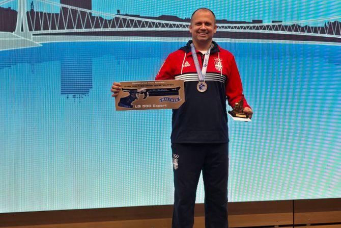 Damir Mikec Damir Mikec