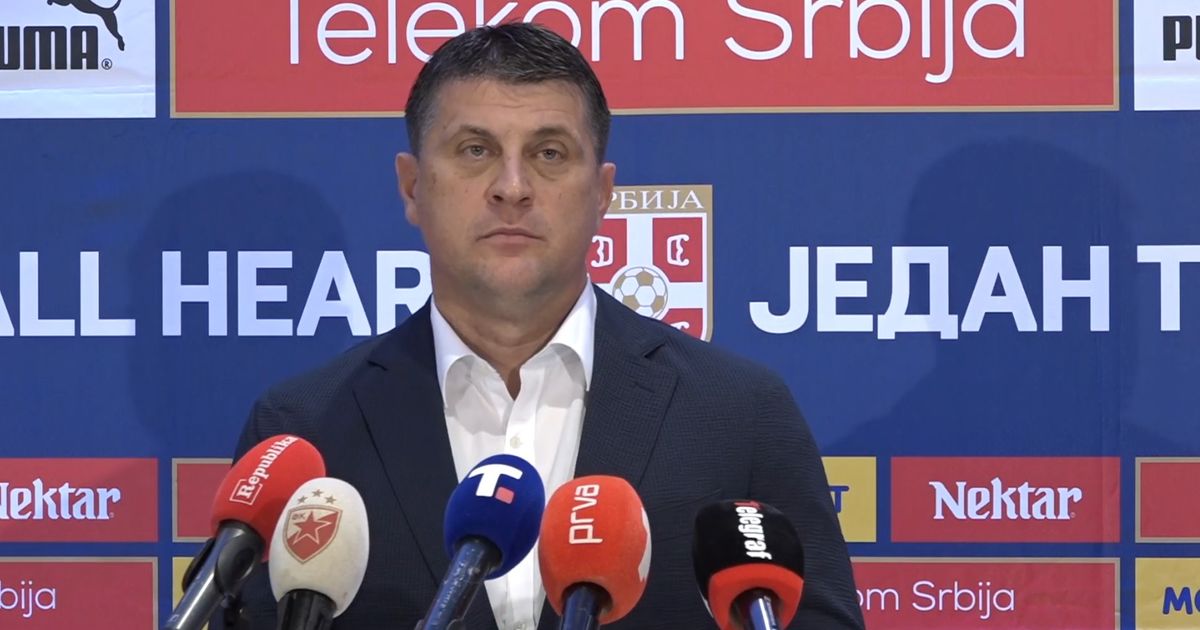 Vladan Milojević citirao Karija Pešića nakon dobijanja Zlatne lopte, pa posebno pohvalio Zvezdinog "Mesija"