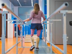 dvostruka amputacija, žena