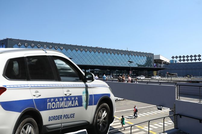 Aerodrom Nikola Tesla, granična policija