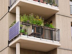 dnevne soba, spavaća soba, terasa, hodnik, zgrada, prodaja, nekretnine, stan ilustracija