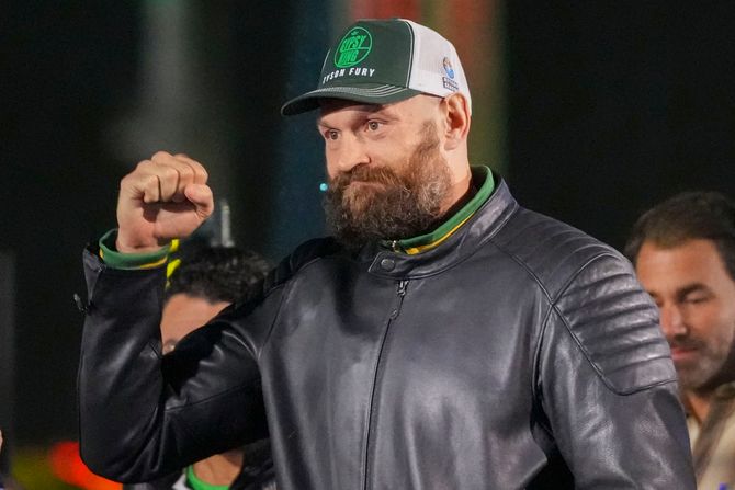 Oleksandr Ušik Tajson Fjuri Oleksandr Ušik Tajson Fjuri