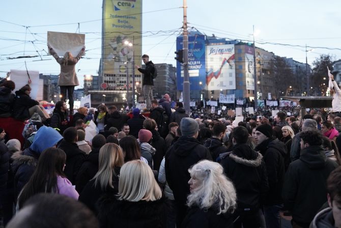 Protest na Slaviji