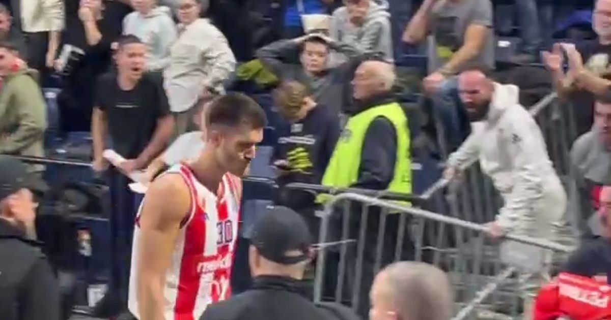 Haos u Areni: Isključen Filip Petrušev zbog druge tehničke greške, a onda su navijači Zvezde zapevali pesmu