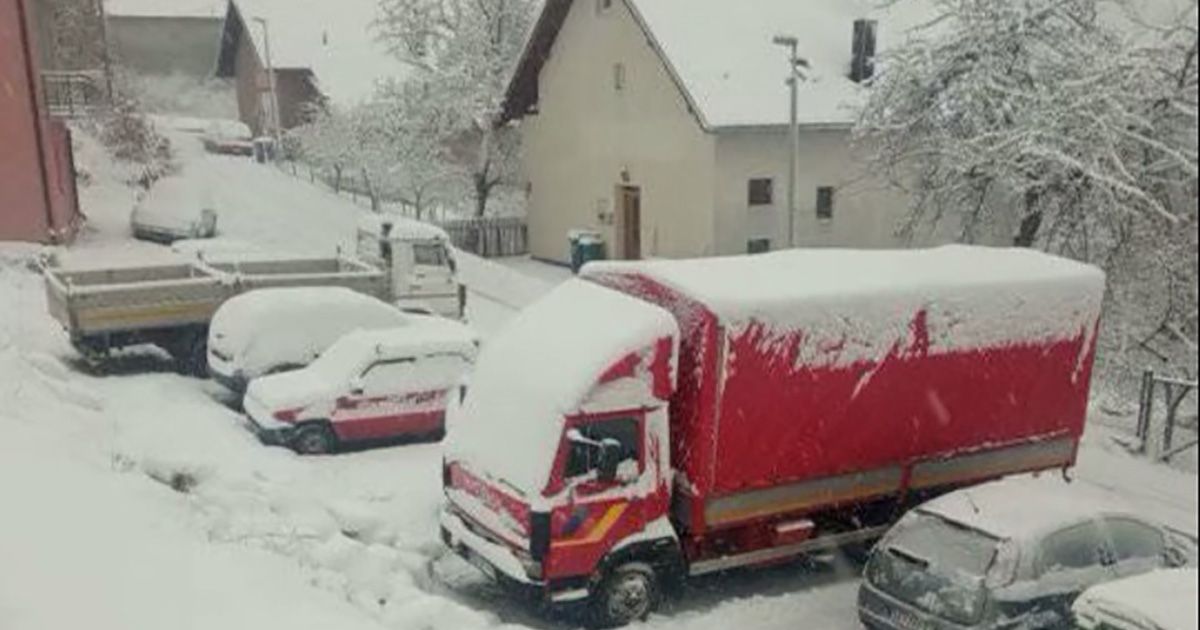 Sa mećavom se borili cele noći: Užički putari na svim najkritičnijim deonicama, zavejana i planinska sela!