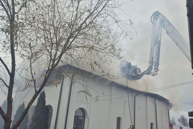 Rumunija, Gori crkva Rumunija, Gori crkva