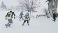 Snežna oluja napravila haos, zavejana kolona vozila: Dočekali Božić u teškim uslovima, srećni zbog ove stvari