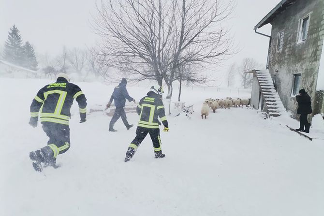 Lika snežne oluje