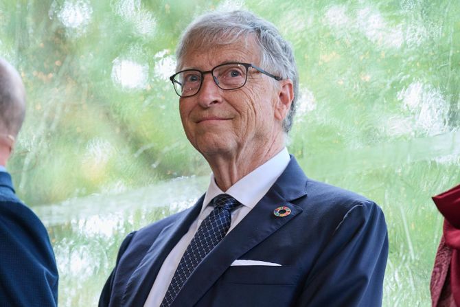 bill gates bil gejts bill gates bil gejts