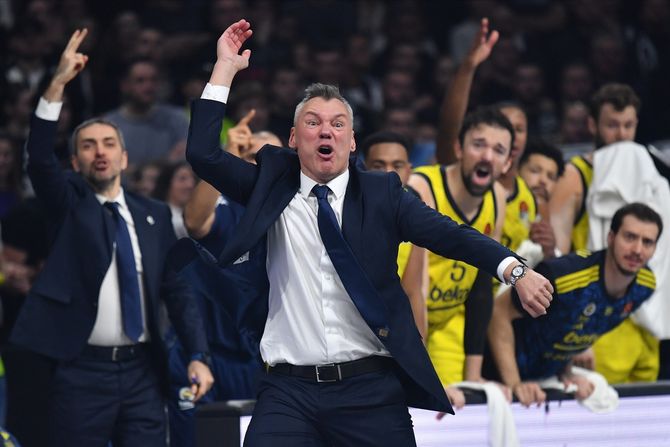 Šarunas Jasikevičijus, KK Partizan, KK Fenerbahče
