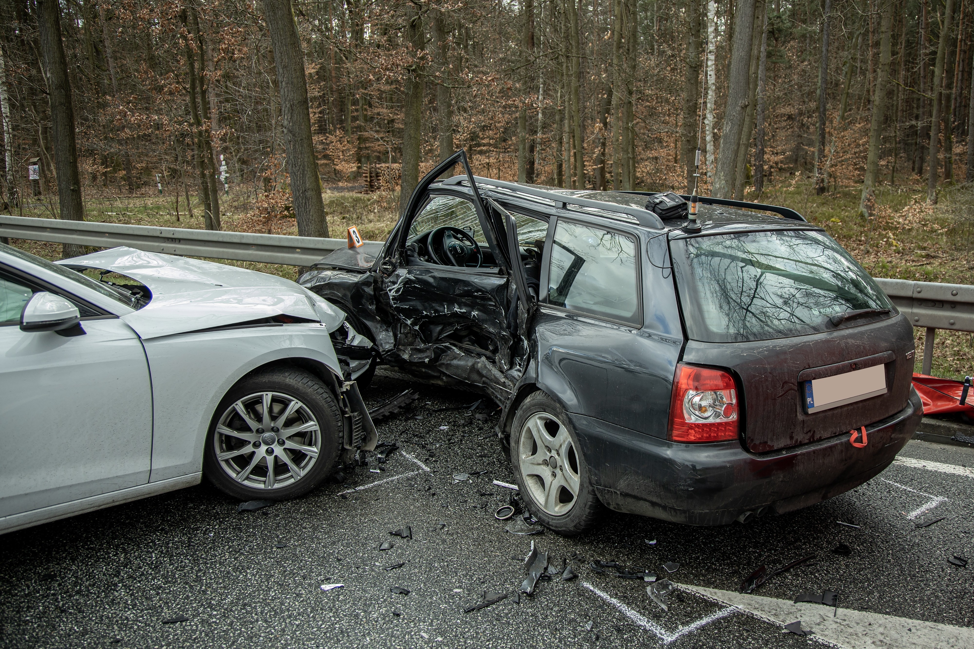 Kombi sleteo s puta na putu Kotor-Nikšić: Više povređenih u mestu Lipci, među njima i dete