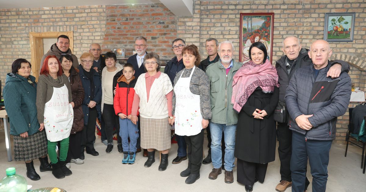 Ministar informisanja u poseti Novinarskoj kući Pere Todorovića: Cilj obnova i očuvanje