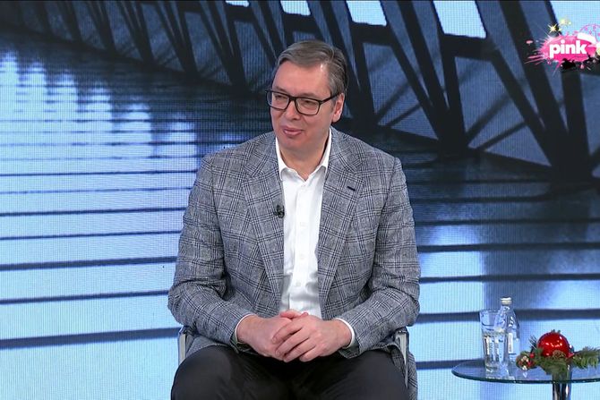 Aleksandar Vučić, Hit tvit