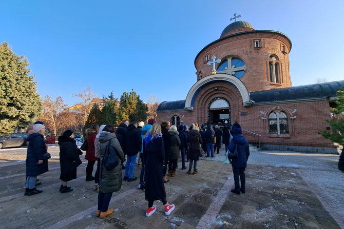 Crkva Vasilija Ostroškog na Bežanijskoj kosi