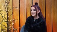 "Matori ti spava go na kapiji!" Barbara Bobak napravila haos komšijama usred noći, a reakcije su neviđene