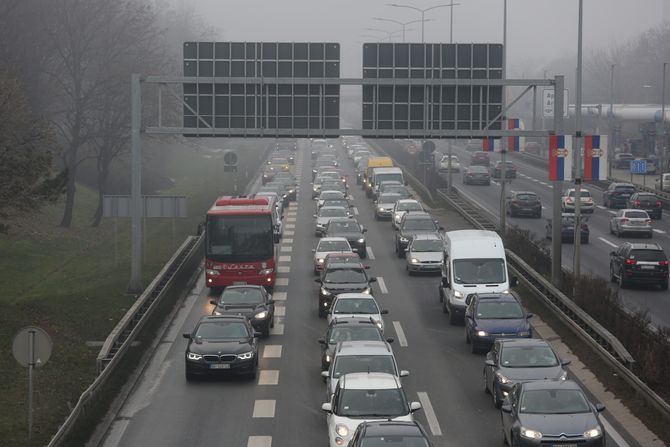 Gužva, Auto put, Saobraćaj, Nova godina