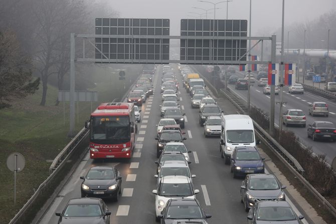 Gužva, Auto put, Saobraćaj, Nova godina