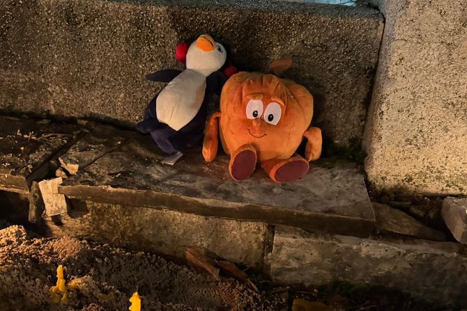 Cetinje, masakr na Cetinju, sveće, potresne slike Cetinje, masakr na Cetinju, sveće, potresne slike