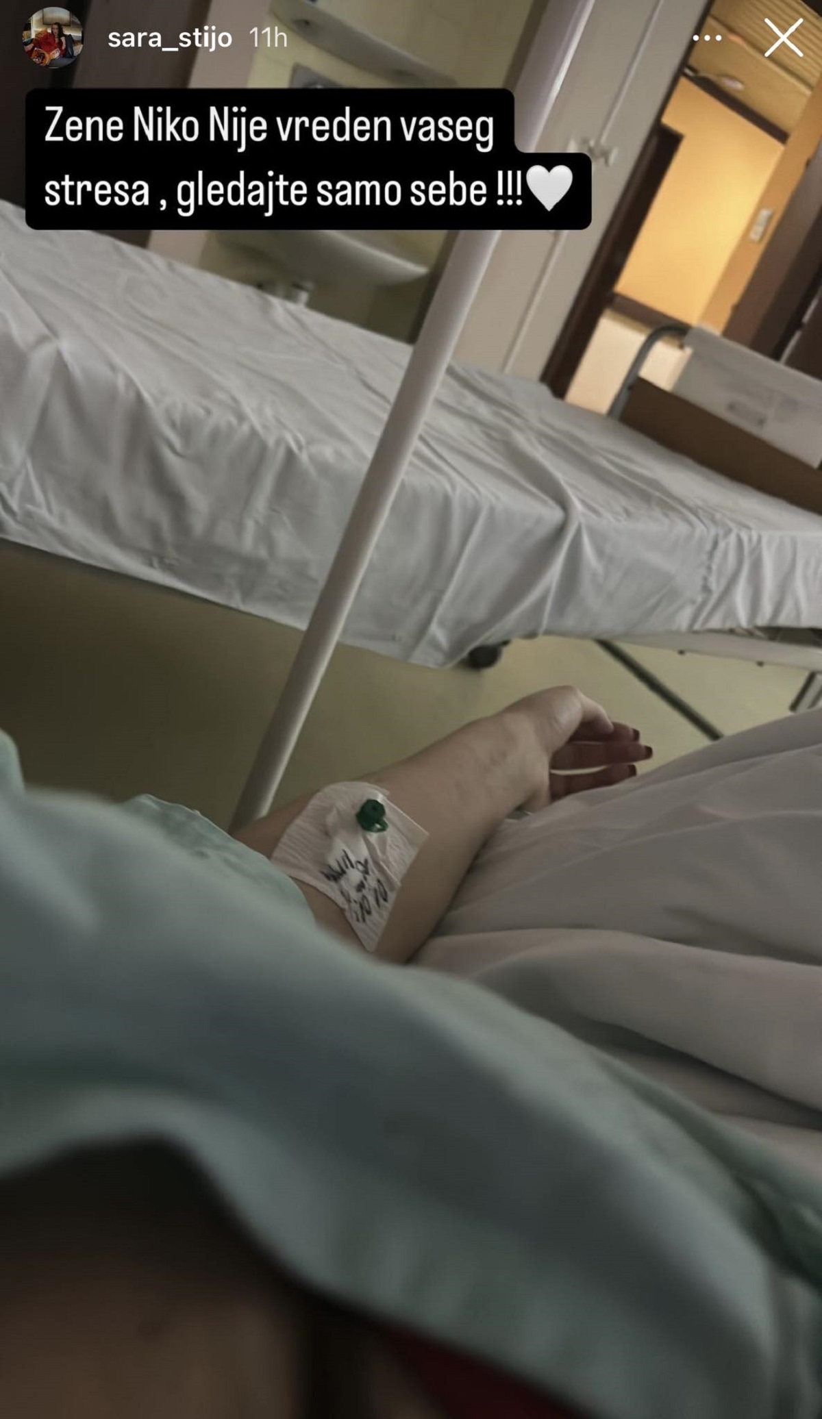 Trudna tinejdžerka iz Elite, ušla u 9. mesec! Stala na vagu i pokazala 111 kilograma: "Zatrudnela sa..."