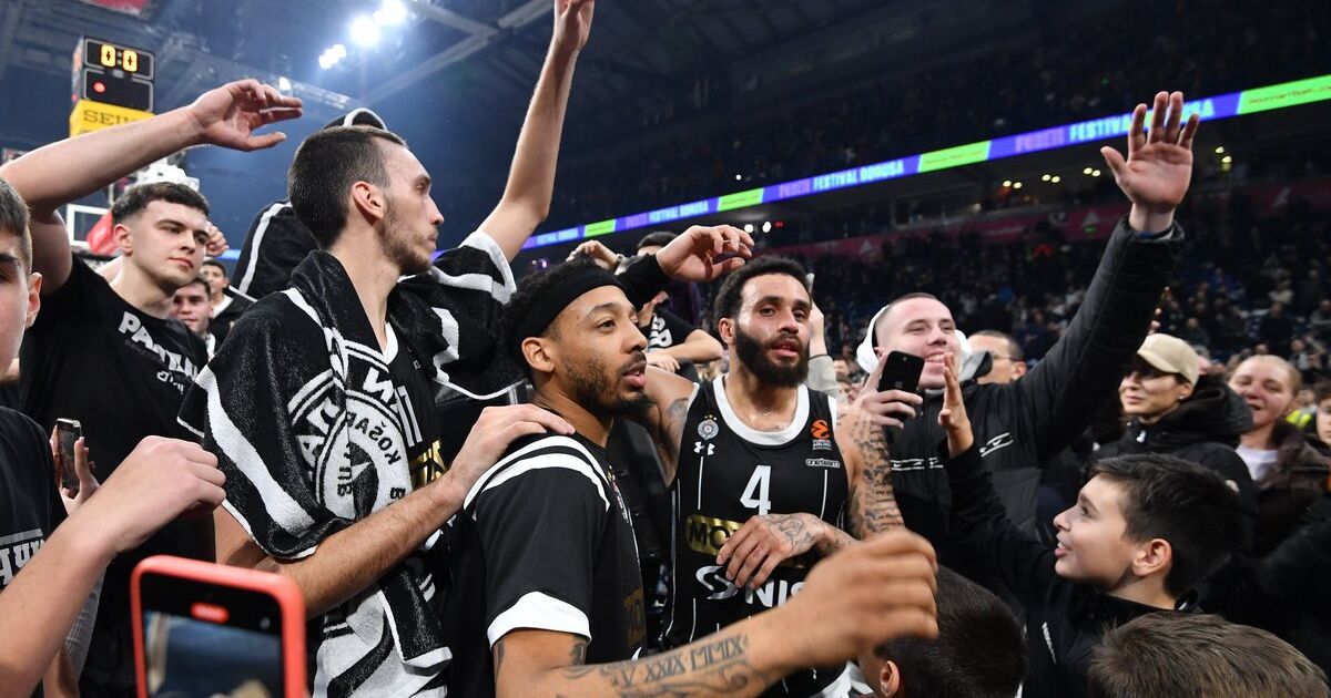 Partizan se hitno oglasio zbog skandiranja Grobara: "Klub nikad neće podržati vređanje prema bilo kome"