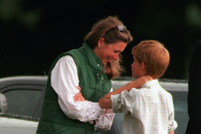 Dadilja prinčeva Viijama i Harija, Tidži Ledž Burk