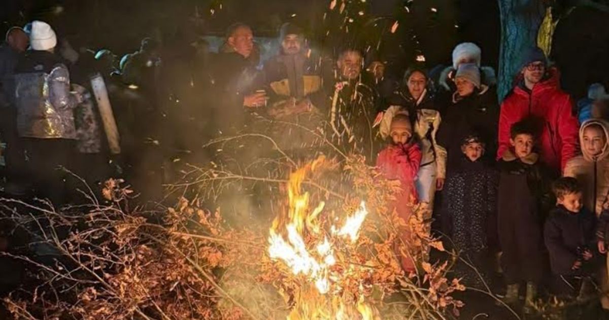 Svetinja u srcu Zlatibora za koju malo ko zna! Krije nesvakidašnju priču, a danas su kraj nje goreli badnjaci!