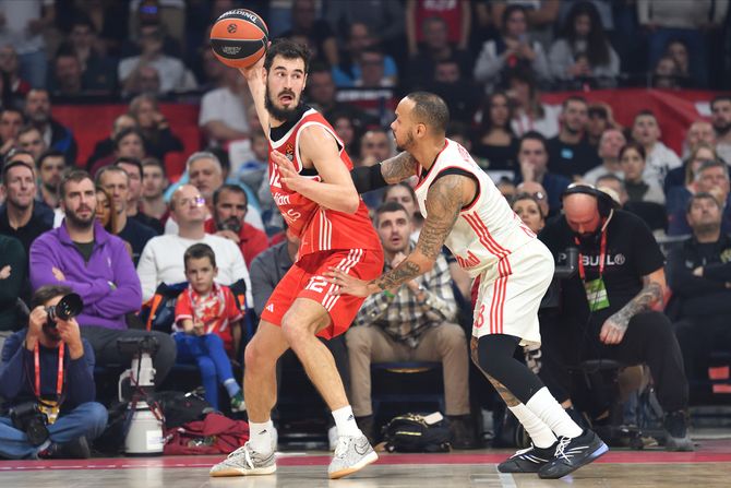 Nikola Kalinić i Šabaz Nejpir (KK Crvena zvezda - KK Bajern)