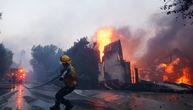 Stotine zatvorenika učestvuje u gašenju požara u Kaliforniji, a mnogi zarađuju tek nešto više od dolara na sat