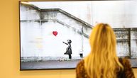 Zavirite na izložbu "Banksy u Beogradu:" Dela jednog od najtajanstvenijih svetskih umetnika u Srbiji