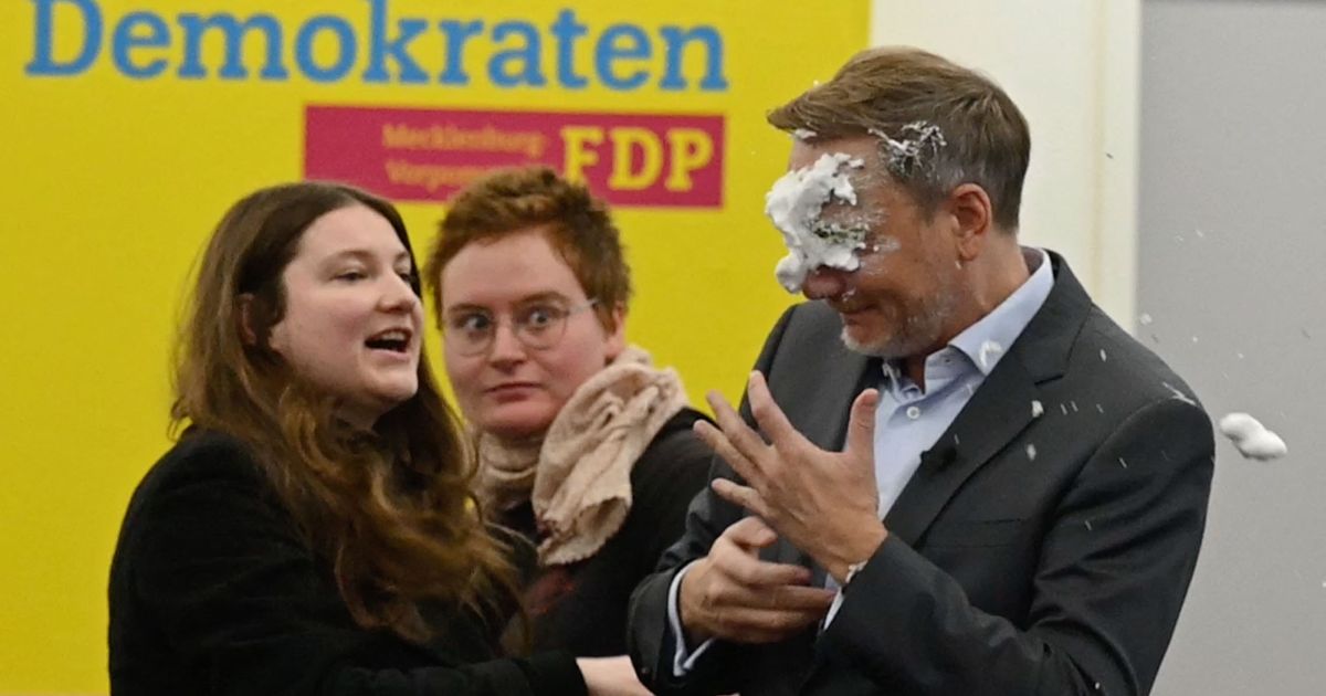 Napadnut vođa FDP Kristijan Lindner!