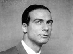 Cristóbal Balenciaga Kristobal Balensijaga