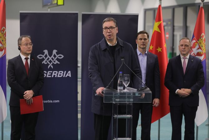 Zvanični ispraćaj prvog leta Er Srbije za Šangaj Aerodrom Avion Er Srbija Air Serbia Aleksandar Vučić