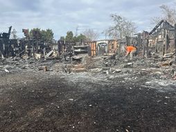 požar, stanley termos