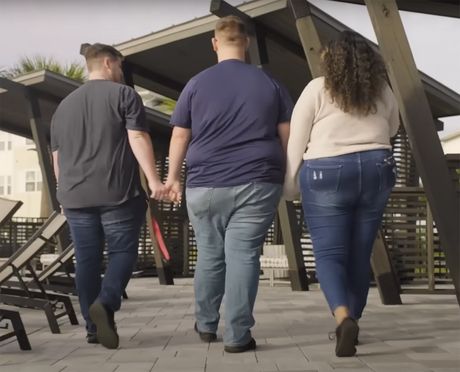 Trojka devojka dečko gej ljubav Sarah James Hunter Sara Džejms Hanter Trojka devojka dečko gej ljubav Sarah James Hunter Sara Džejms Hanter