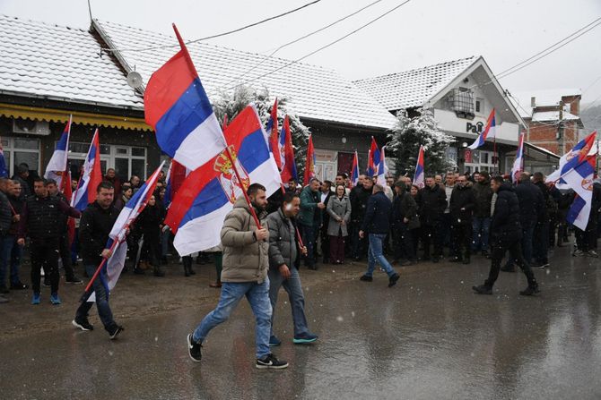 Srpska lista, Kosovo, Zlatan Elek