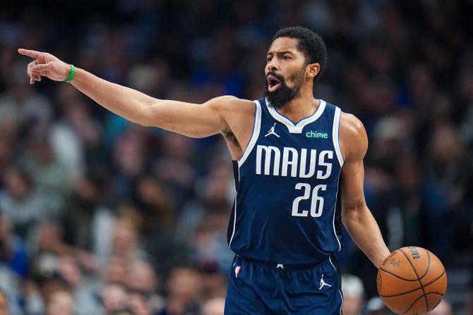 Dalas Maveriks - Denver Nagets