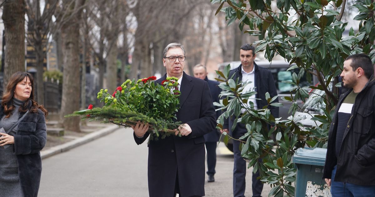 Vučić došao na sahranu Milorada Milinkovića: Ovako se oprostio od poznatog reditelja