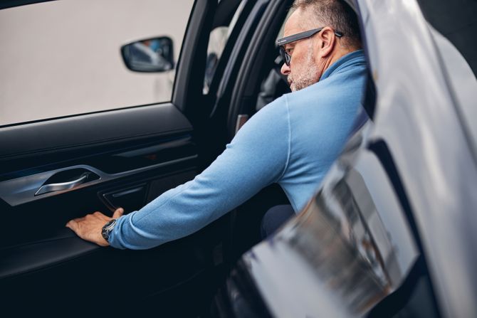 Automobil, vrata Automobil, vrata