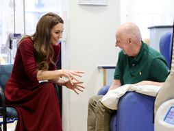 Kejt Midlton, poseta bolnici