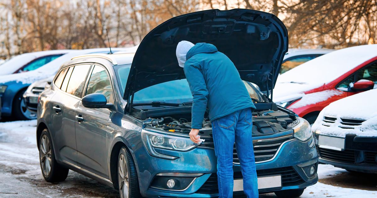 Zabranjeno! Grejanje motora zimi na parkingu?! Ekspert je za Telegraf bio jasan, ali ovde će vas skupo koštati