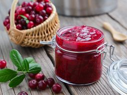 Domaći džem od brusnica