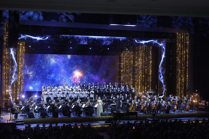 Simfonijski orkestar i hor RTS sa gostima održali novogodišnji koncert u Sava Centru