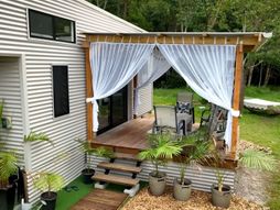 Vicki, Australija kuća