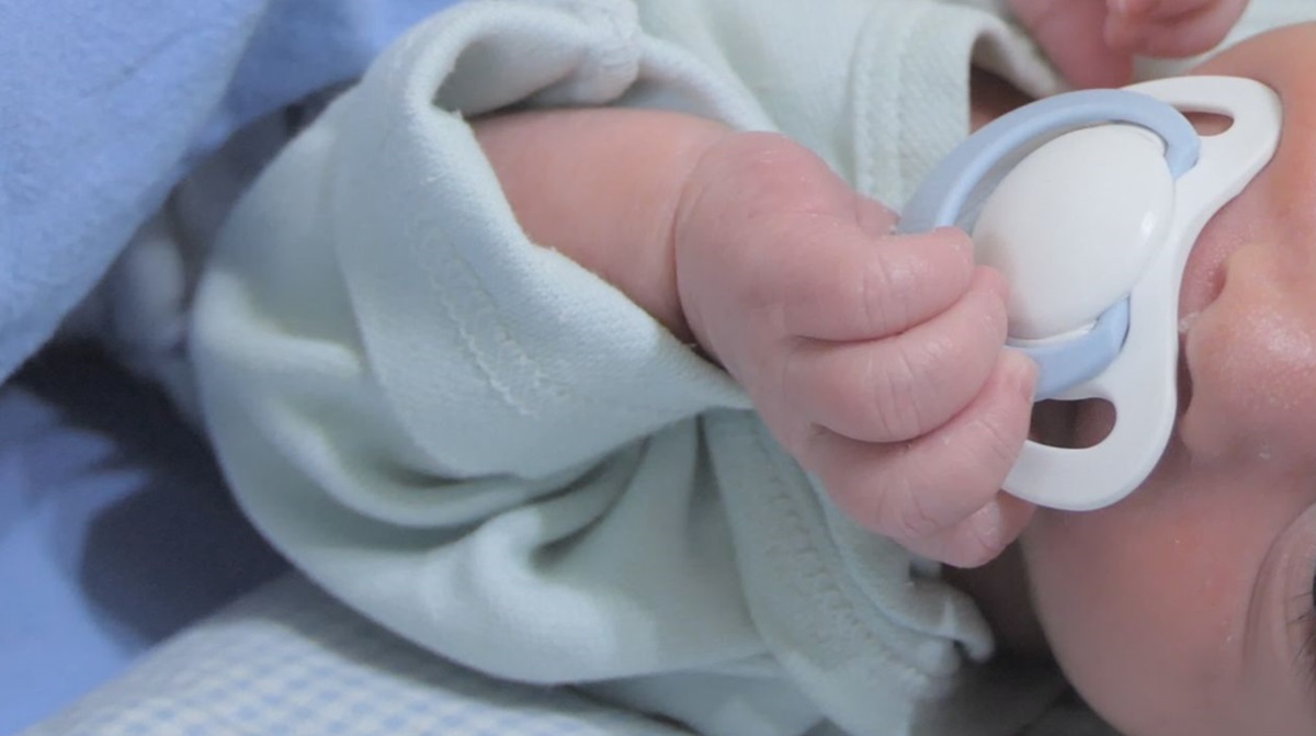 Pravi bebi-bum u porodilištu na Kosovu i Metohiji: Zbog ovog detalja jedinstveno je u svetu