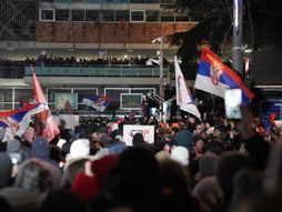 Protesti ispred RTS-a